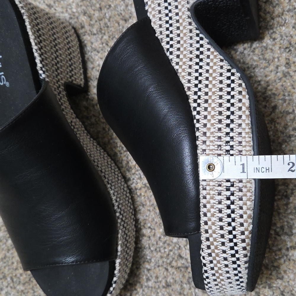 Corkys Wedge, Size 9 - Picture 6 of 11